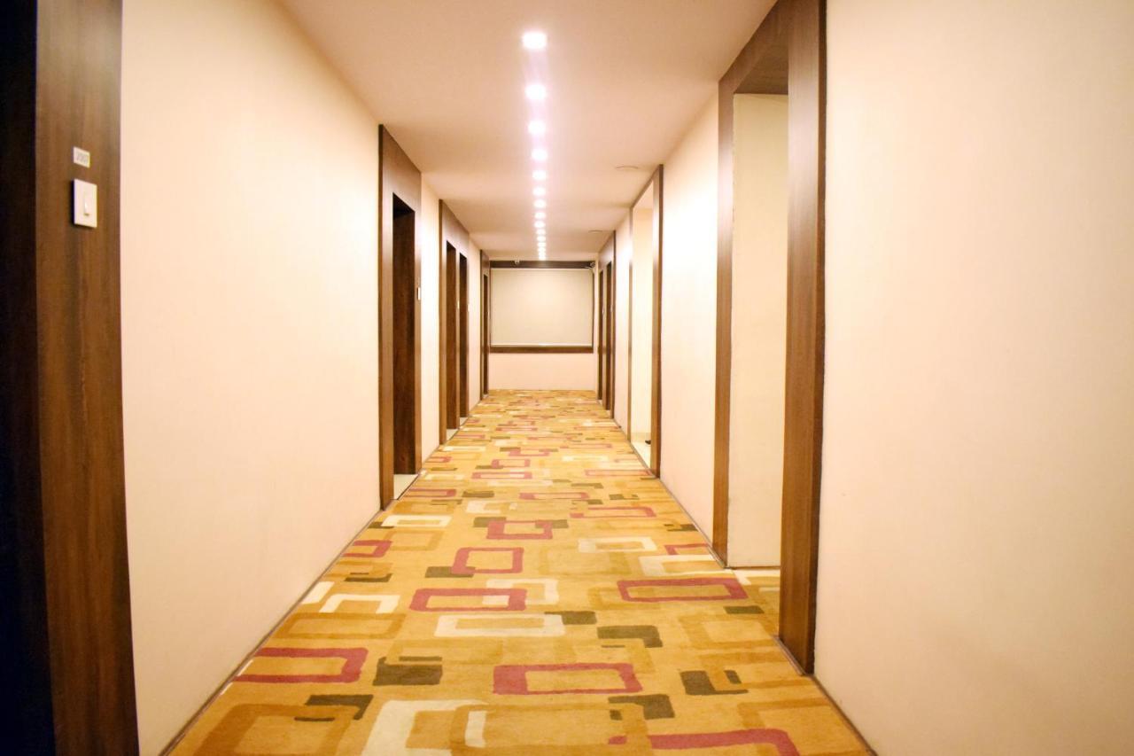 Hotel Hari Vilaas Варанасі Екстер'єр фото